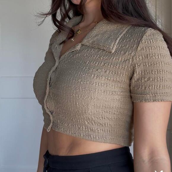 Tan Knitted Button Up Crop Top - Picture 5 of 5